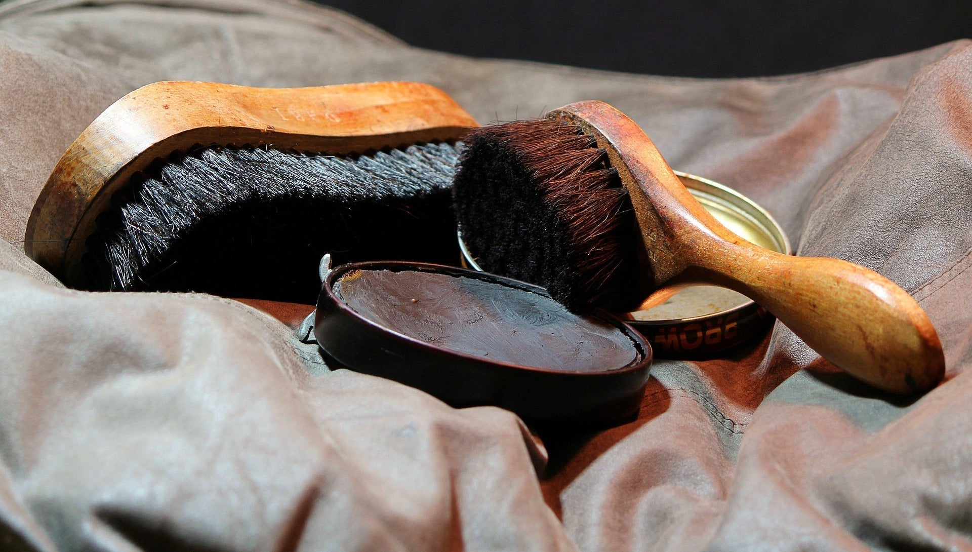 How to Clean Leather Sandals: A Complete Step-by-Step Guide