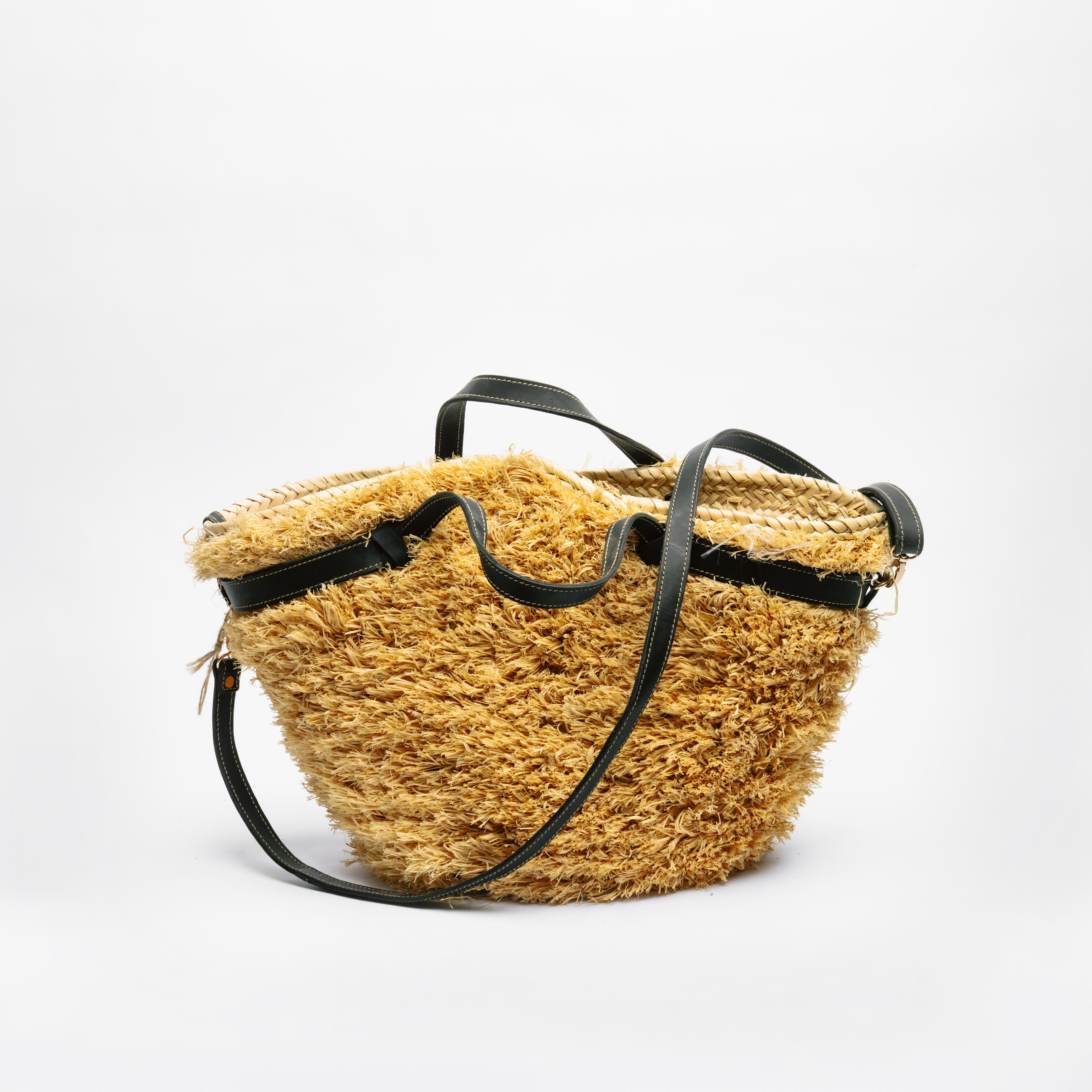 Sac fourre-tout seau en paille frangée