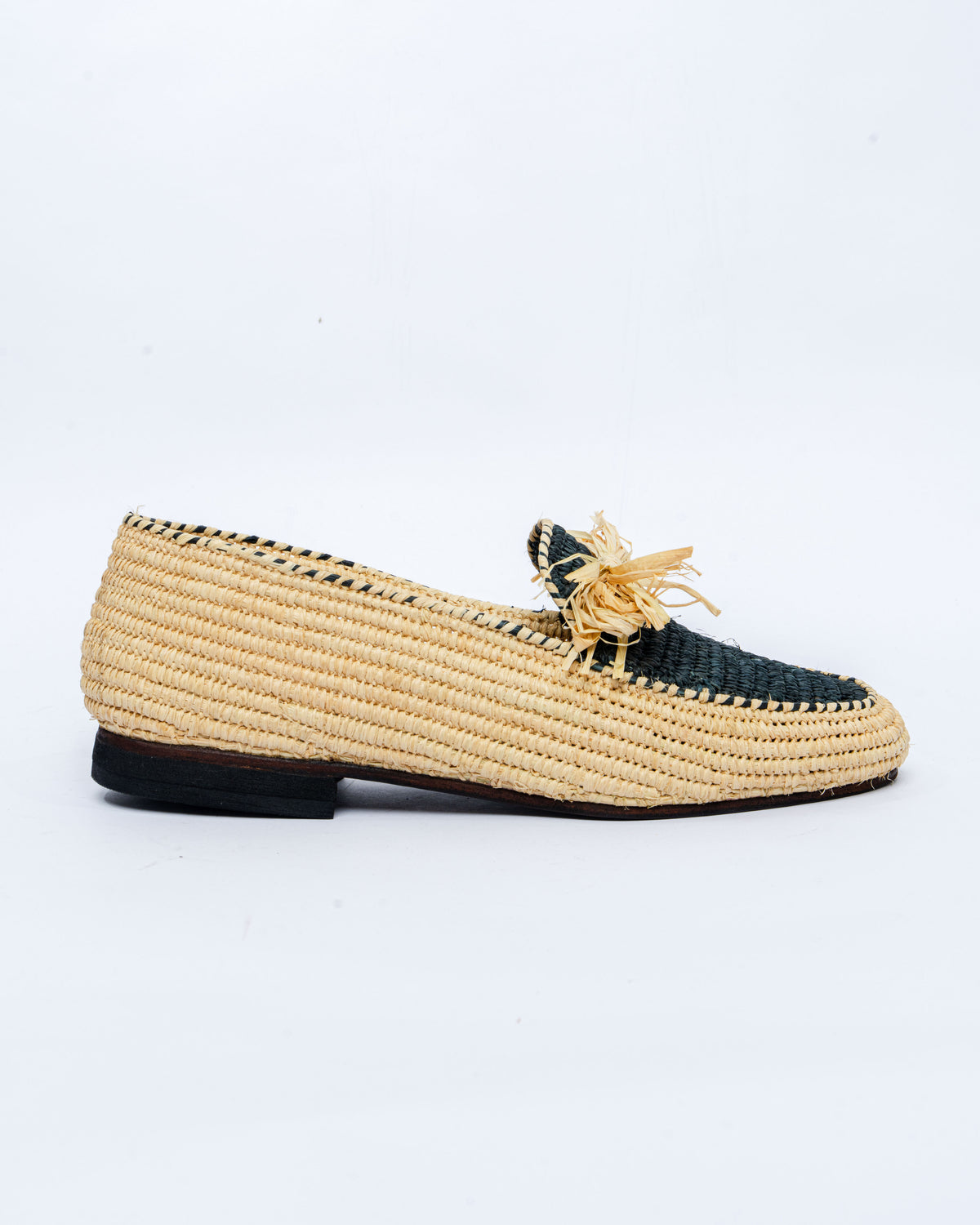 Herren-Loafer aus Raffiagarn mit Schleife in Grau