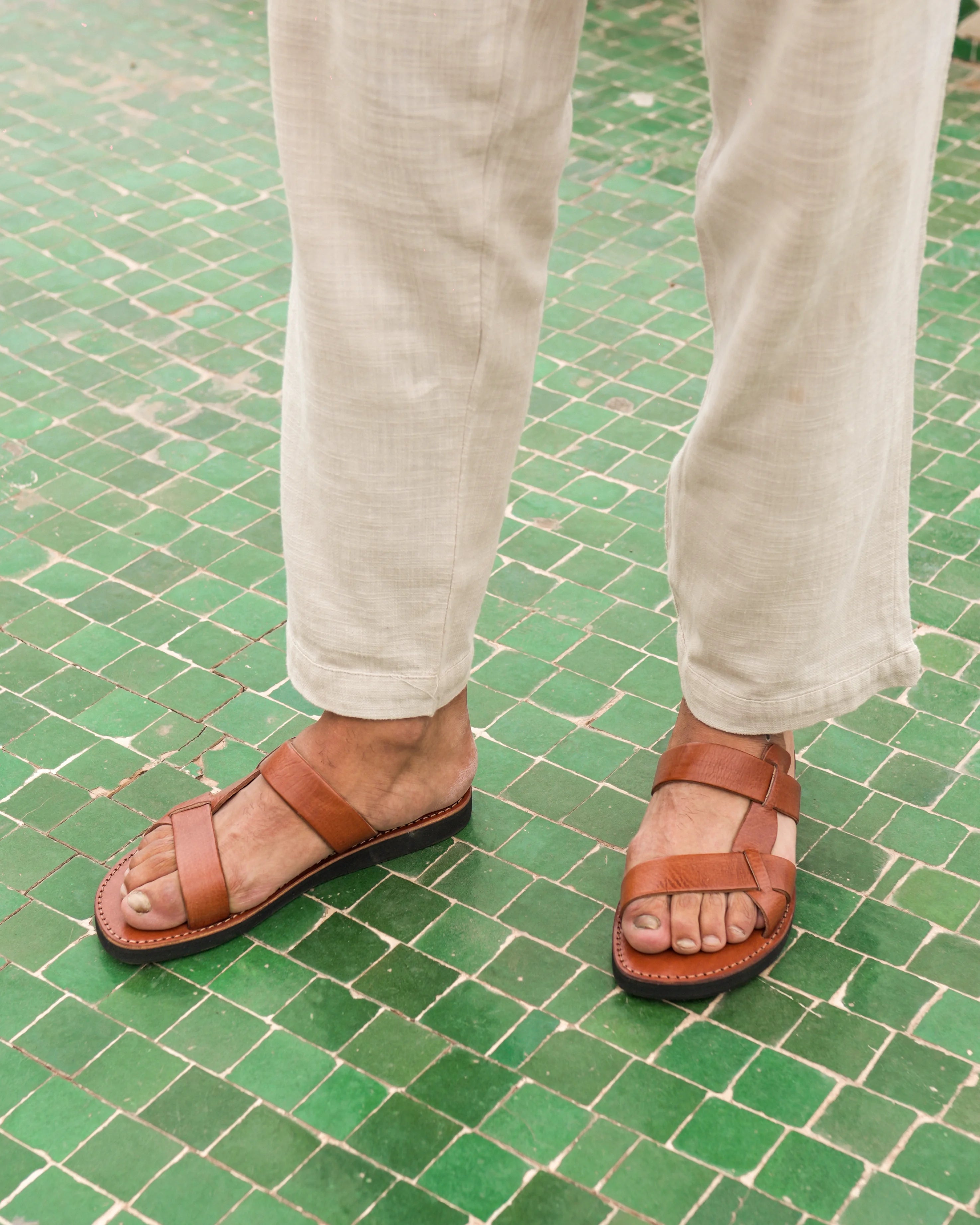 Men's Leather Sandals in Tan