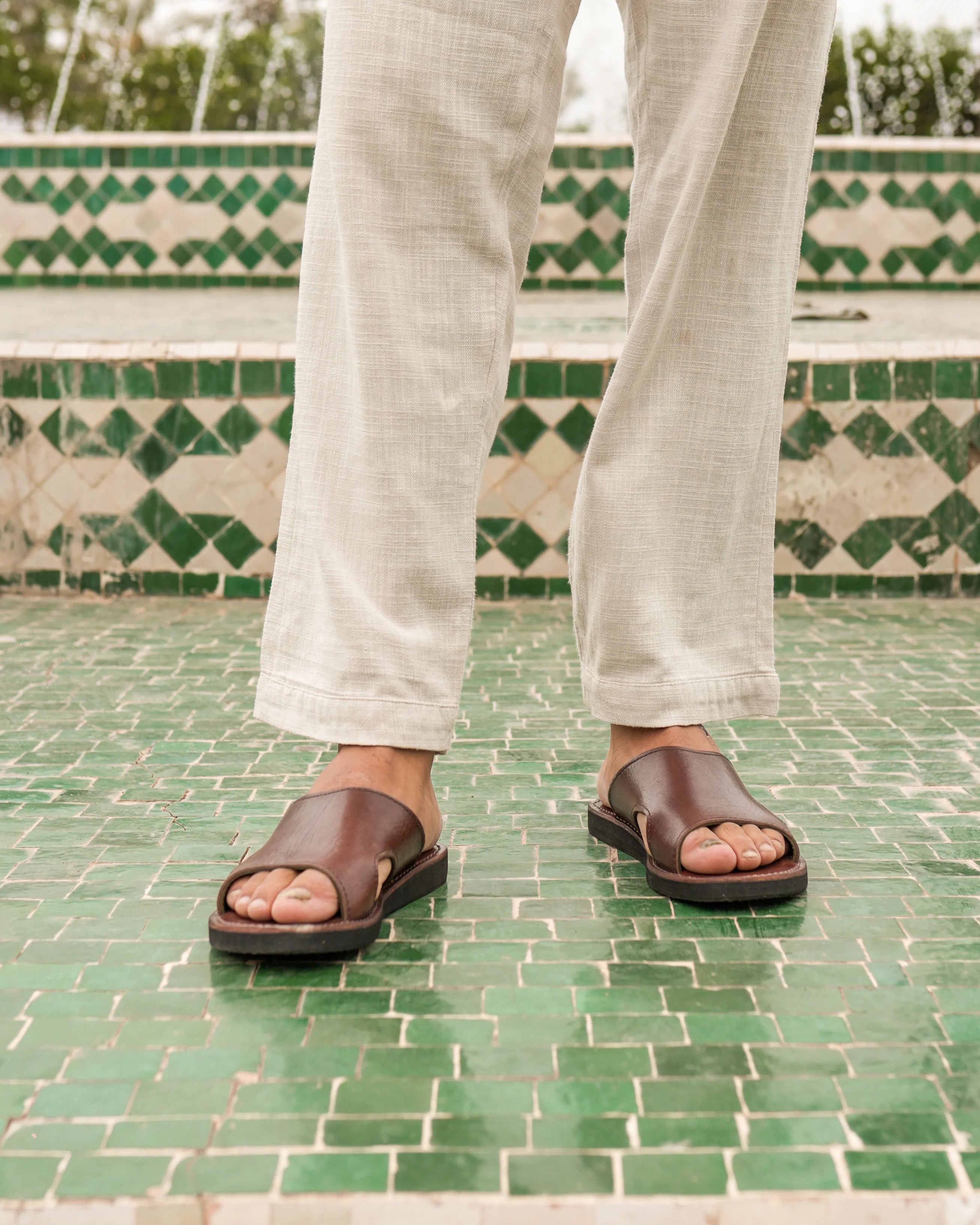 Men's Leather Sandals in Brown