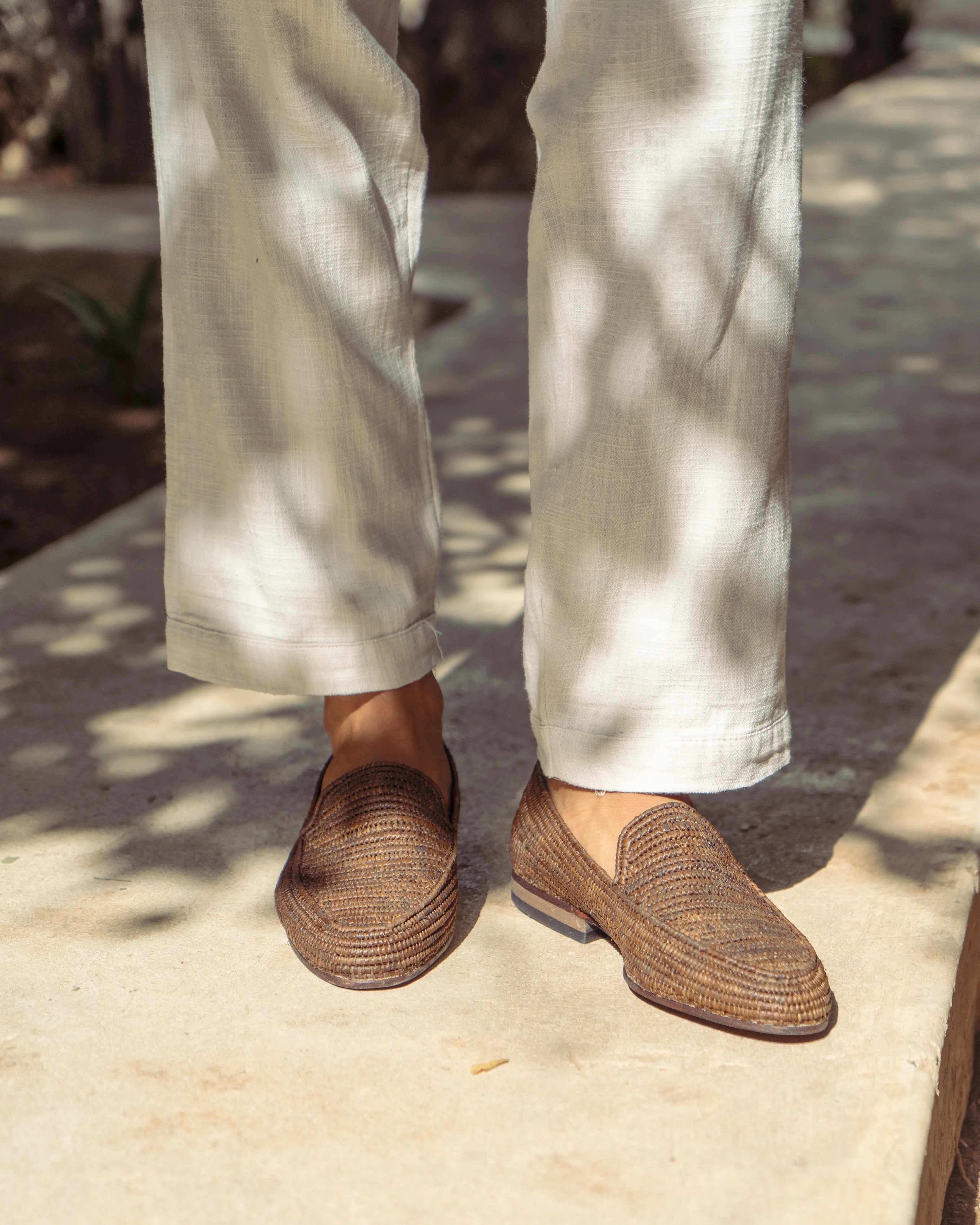Men's Raffia Loafers in Pure Dark Brown