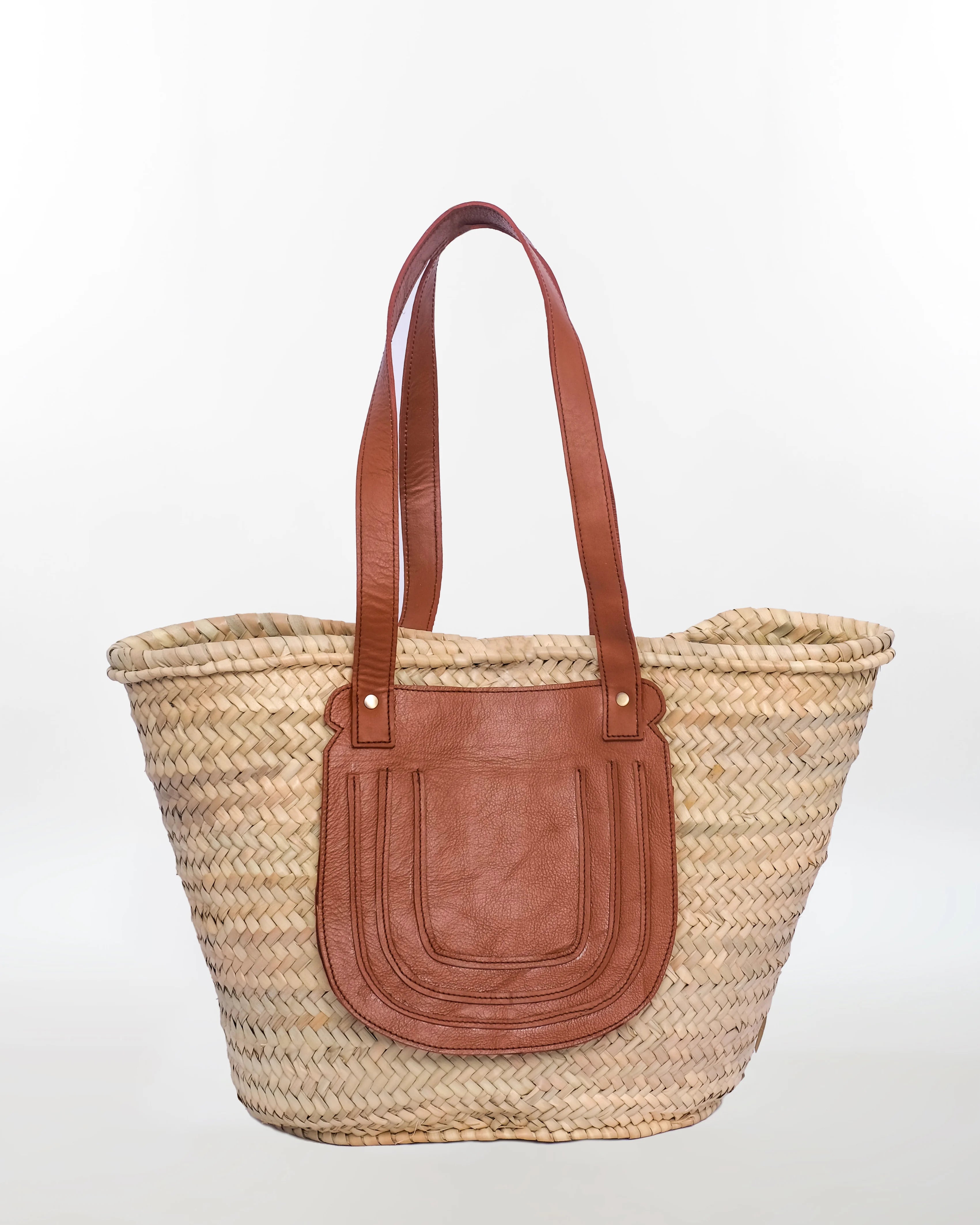 Horseshoe Pocket Straw Bag