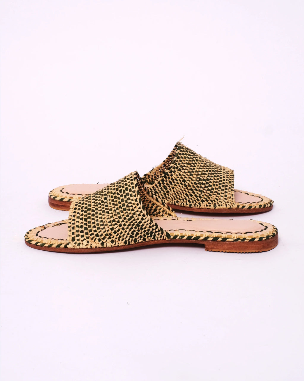 Women's Raffia Checkered Flat Slide Sandals – Natural & Black