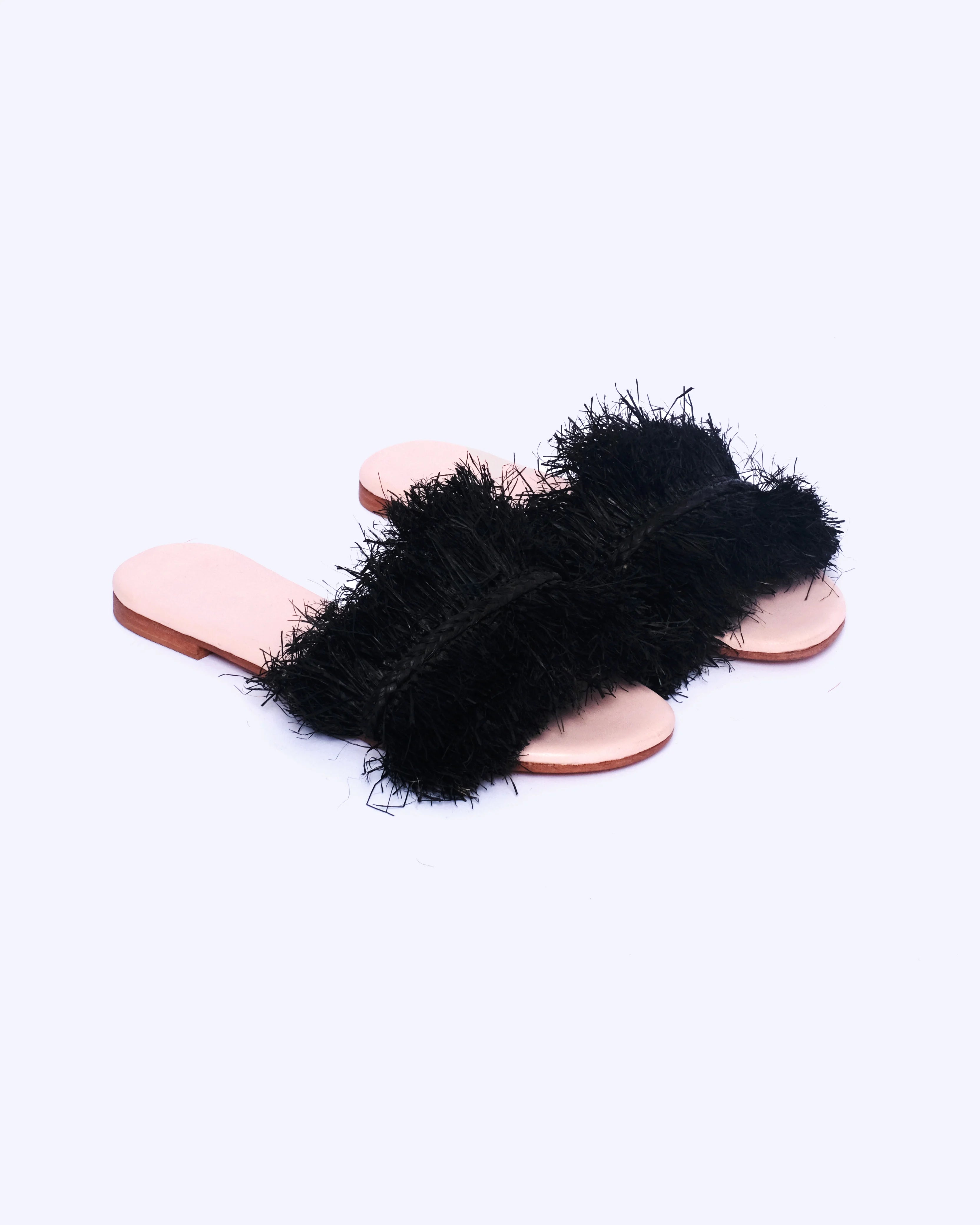Women's Raffia Fringed Flat Slide Sandals In Black