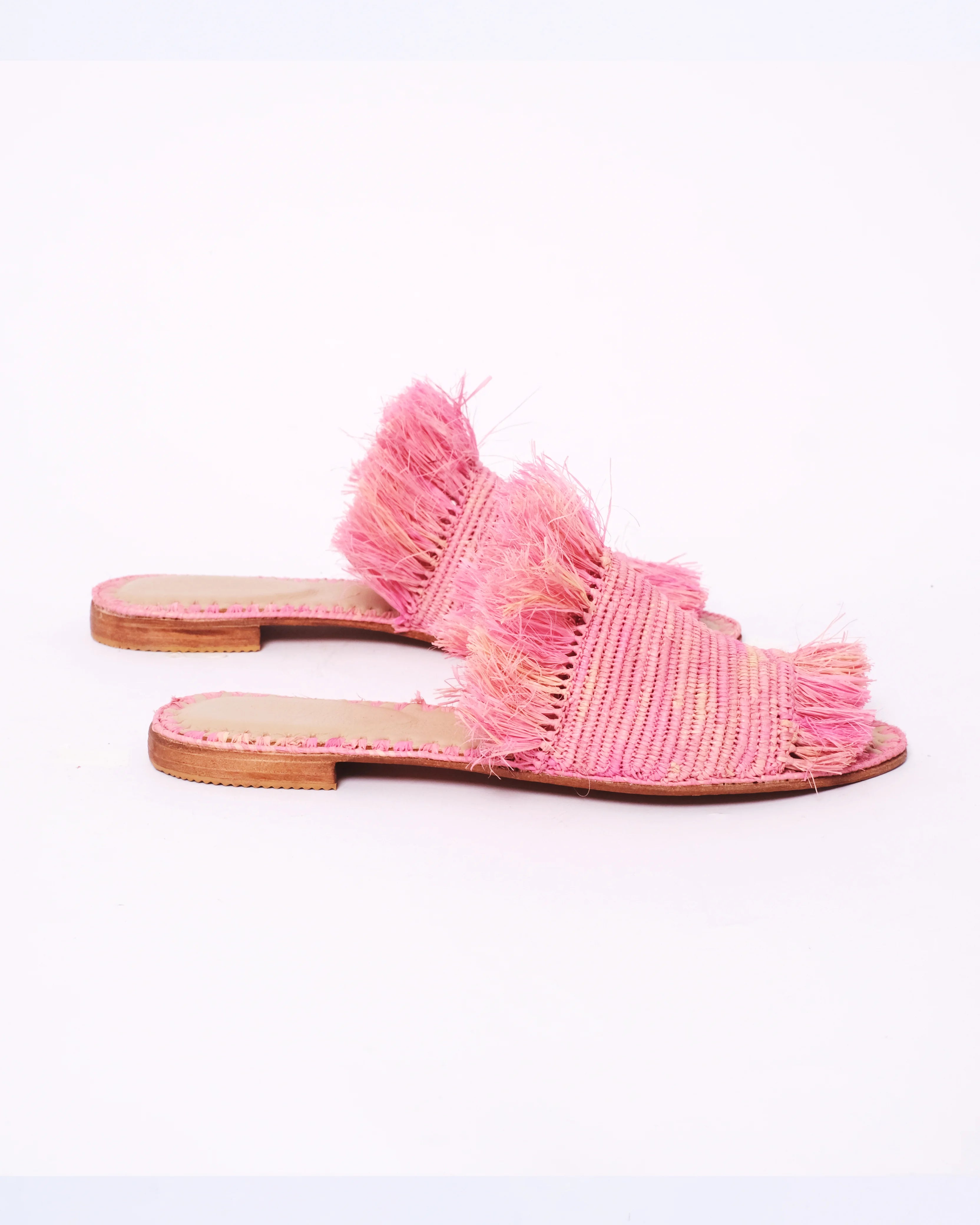 Women's Raffia Fringed Flat Slide Sandals In Pink