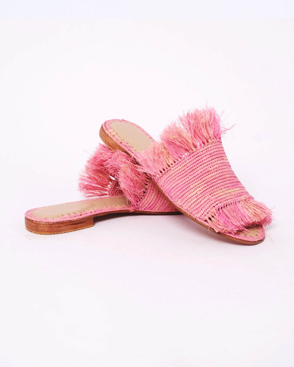 Women's Raffia Fringed Flat Slide Sandals In Pink