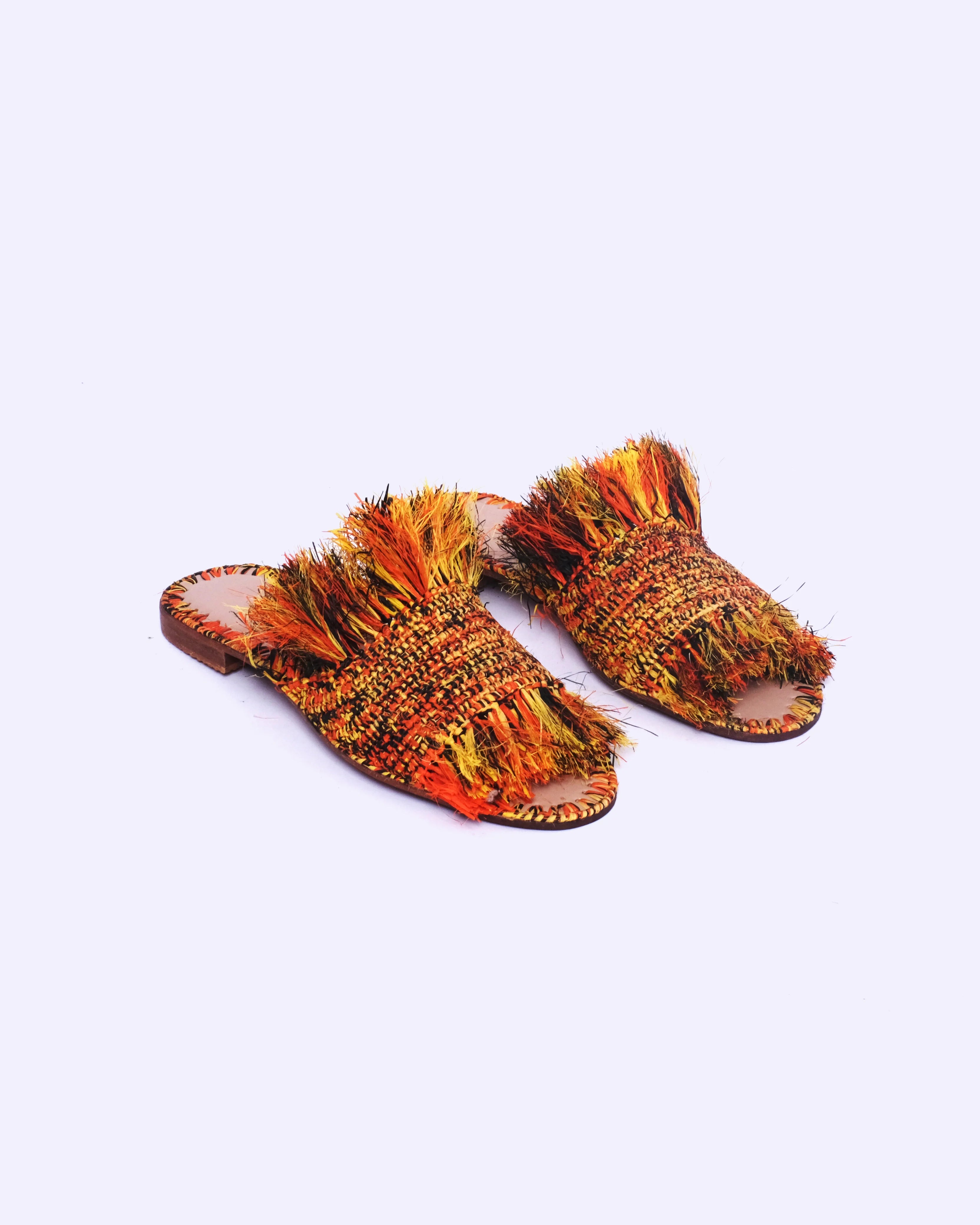 Women's Raffia Fringed Flat Slide Sandals – Multicolor