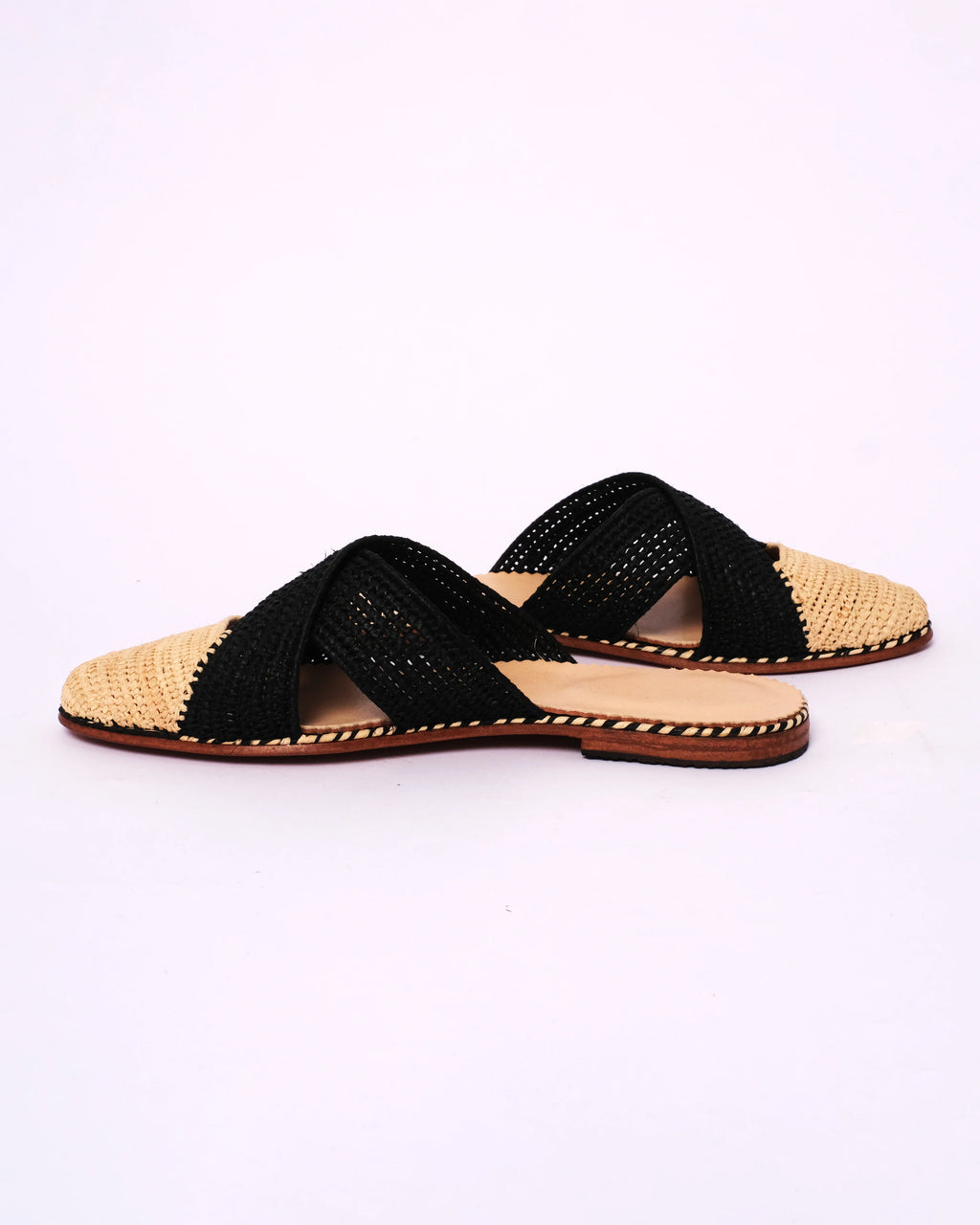 Women's Raffia Mule in Black & Natural