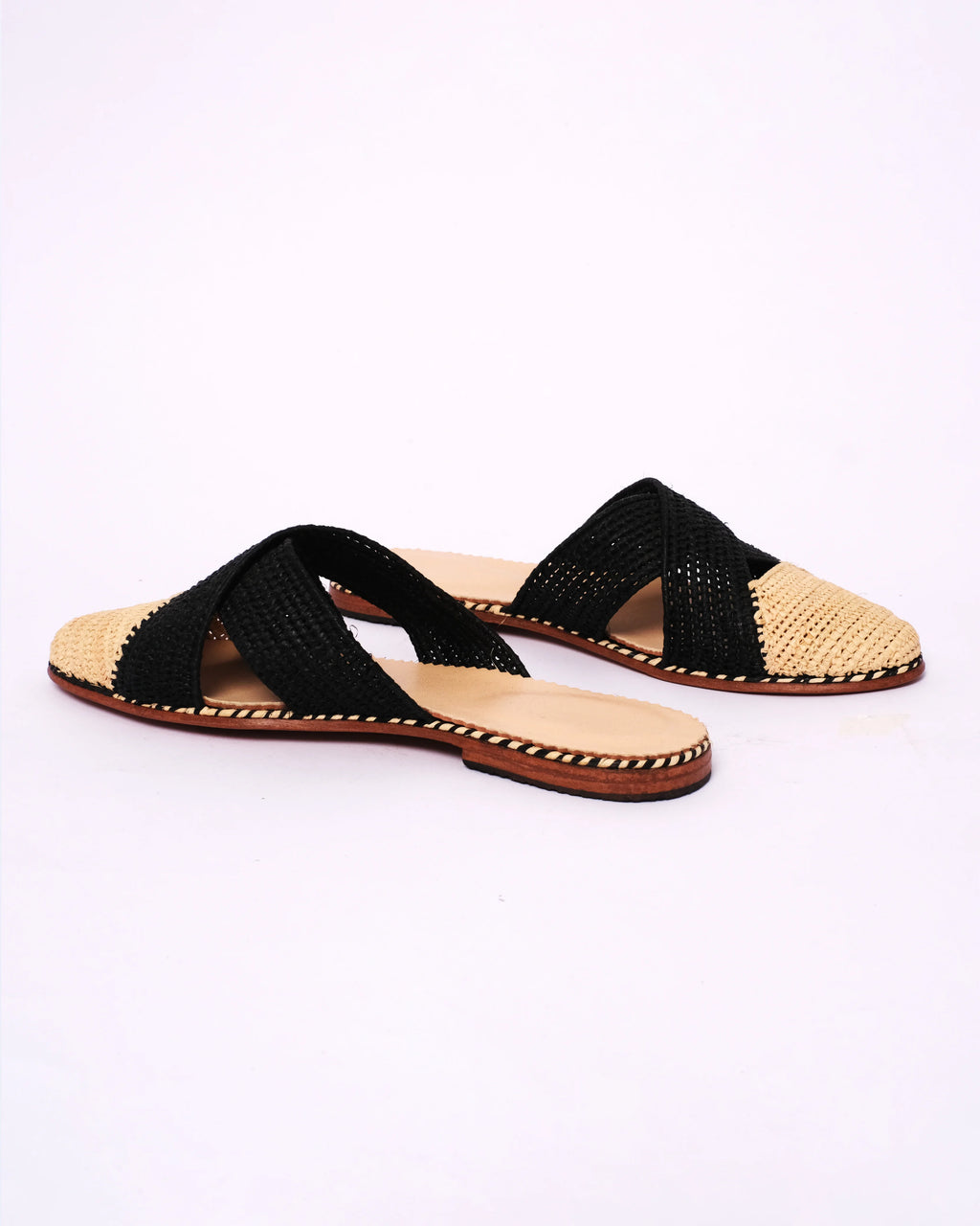Women's Raffia Mule in Black & Natural