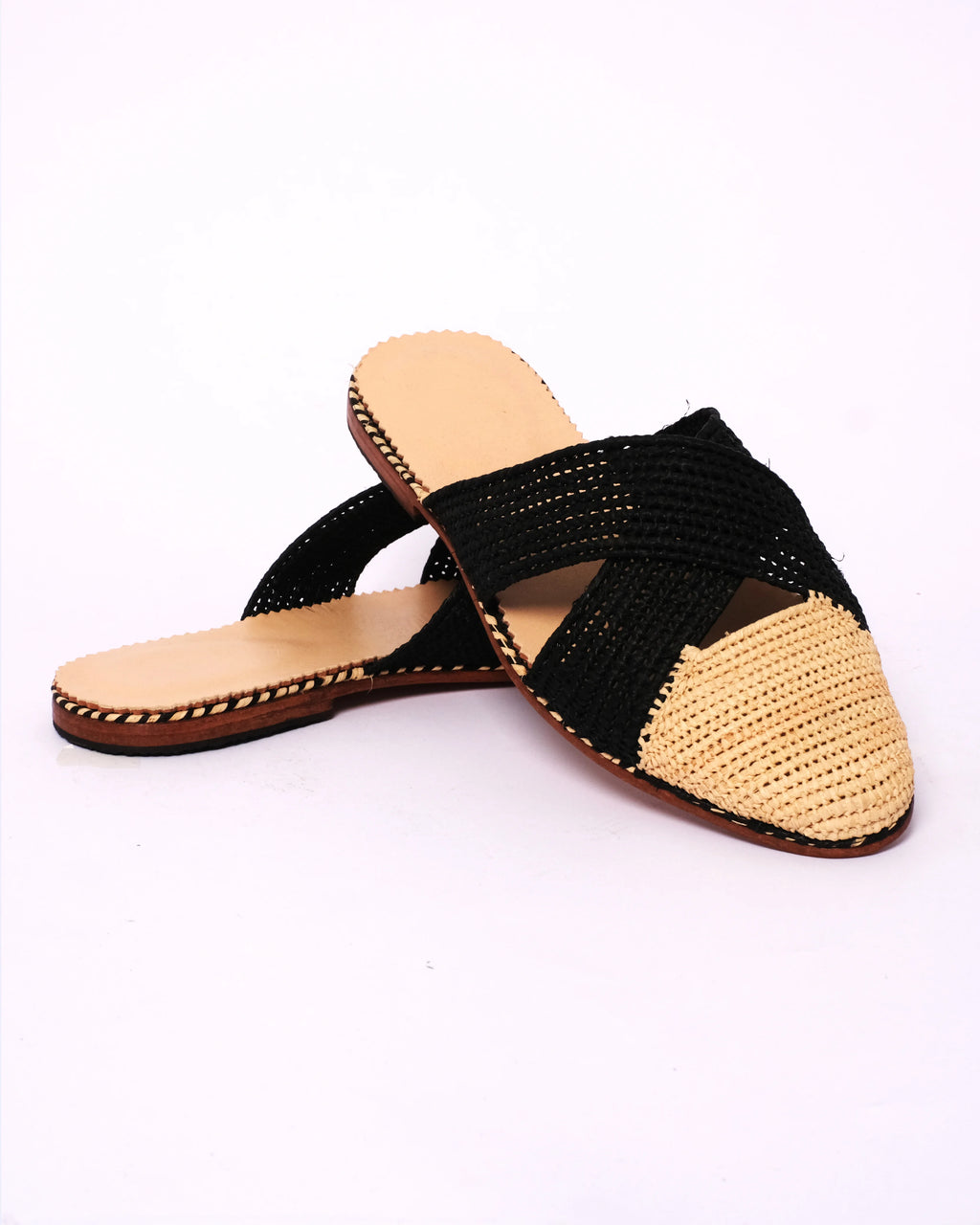 Women's Raffia Mule in Black & Natural