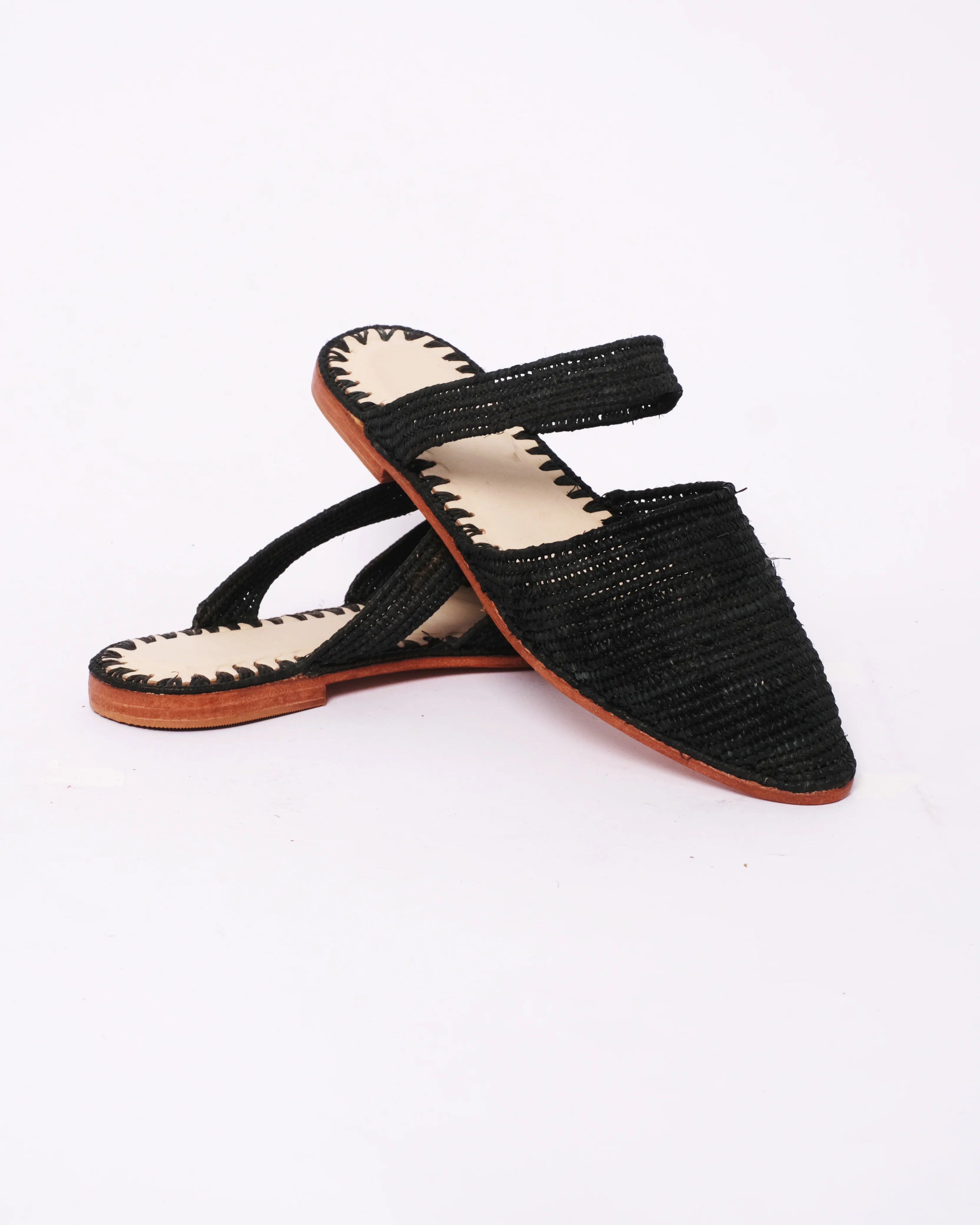 Women's Raffia Mule in Black Strap