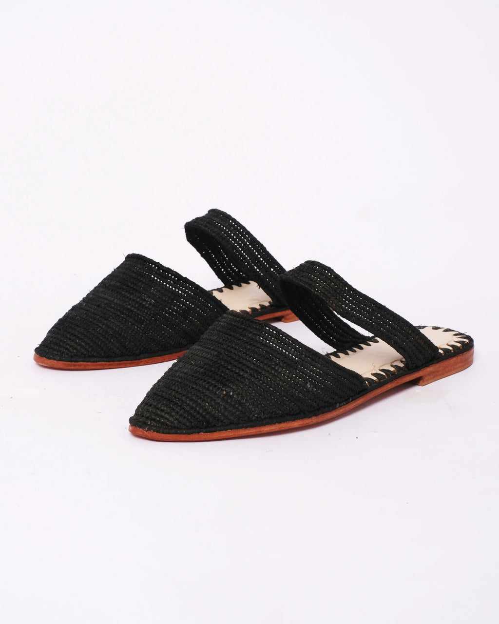 Women's Raffia Mule in Black Strap