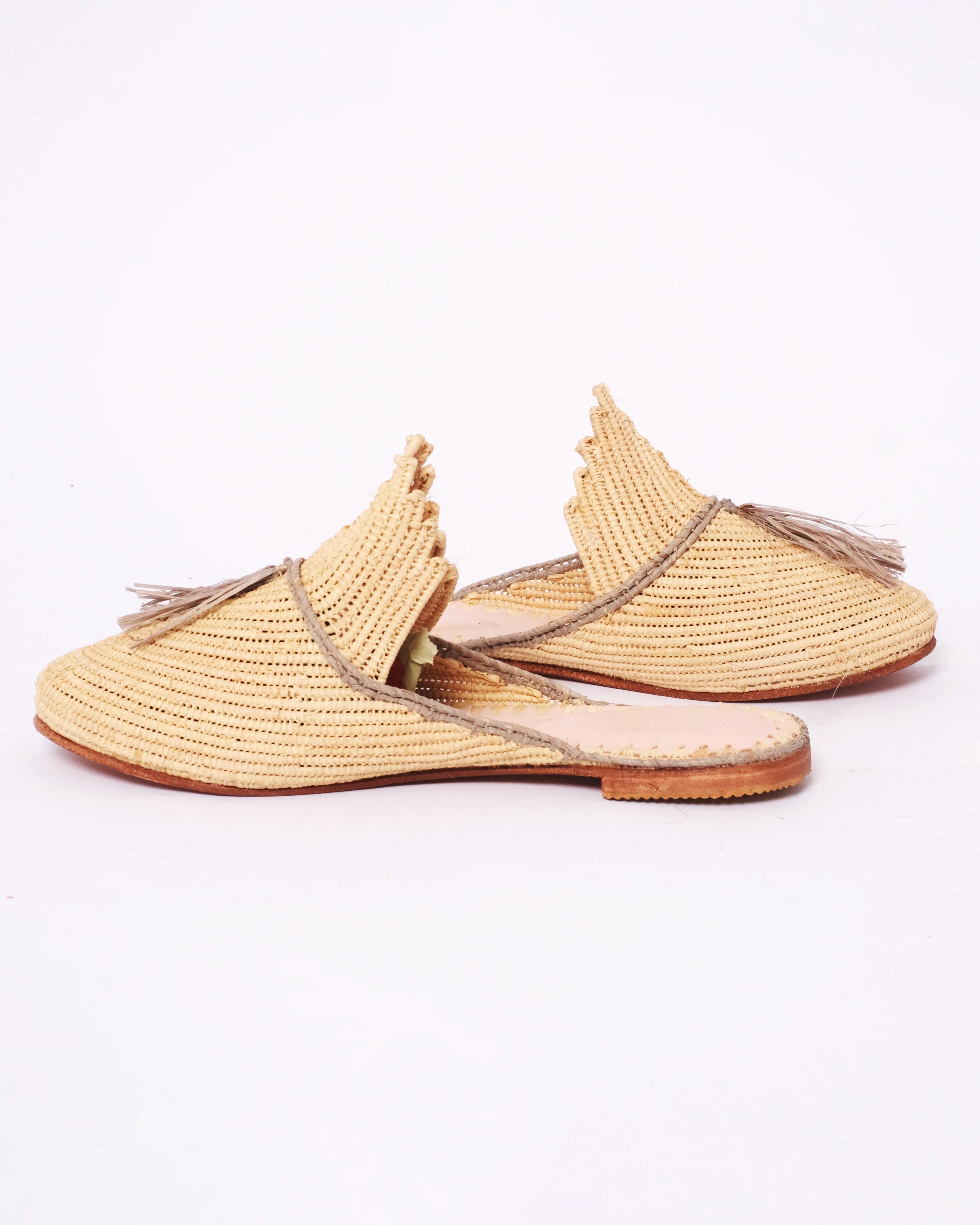 Women's Raffia Mule in Natural