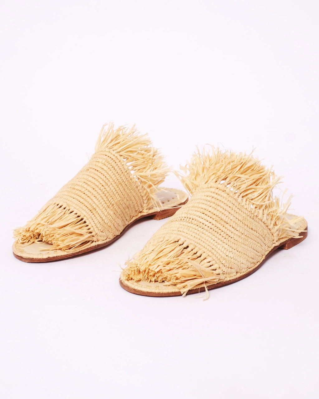 Women's Raffia Woven Mule Sandals In Natural Cream