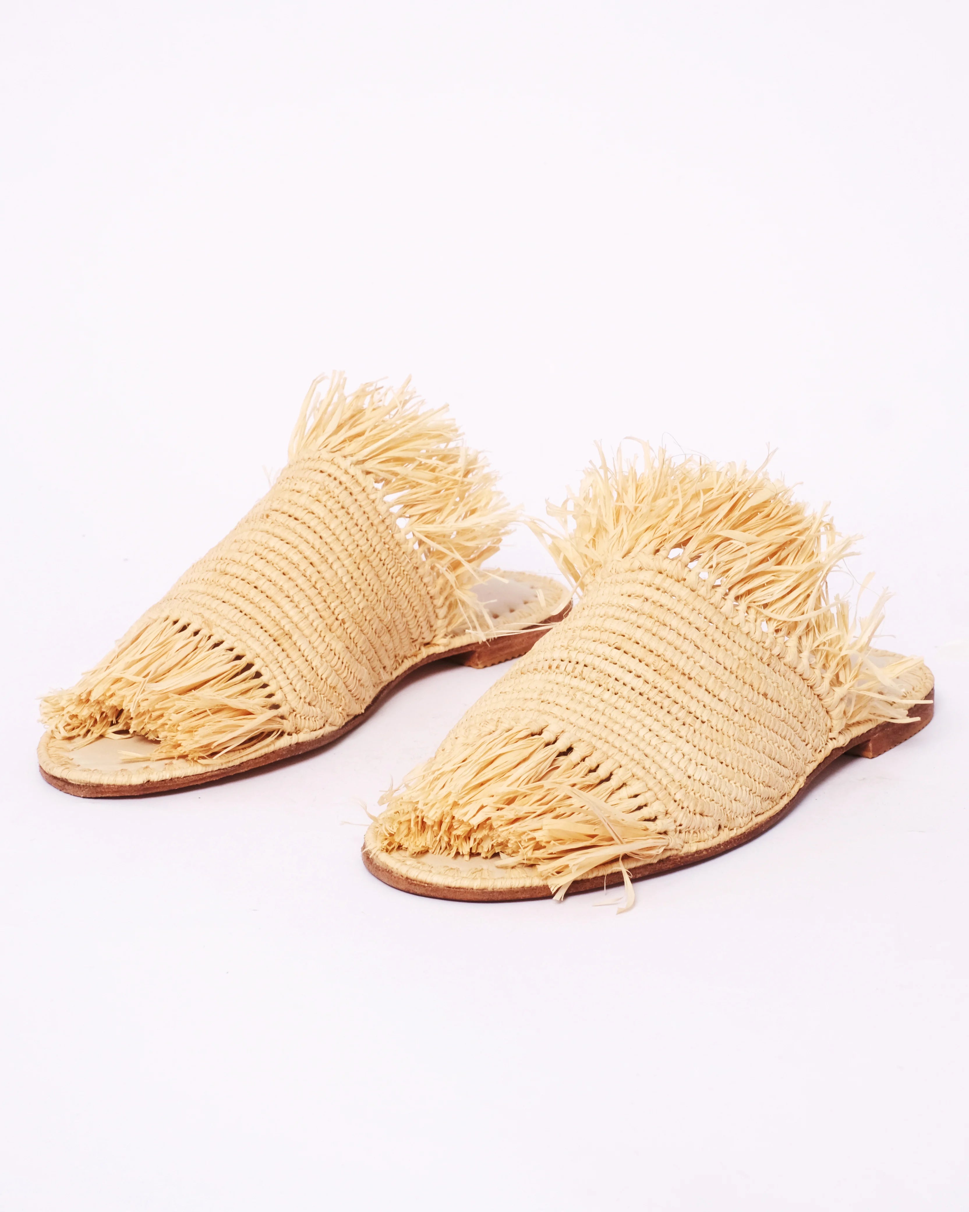 Women's Raffia Woven Mule Sandals In Natural Cream